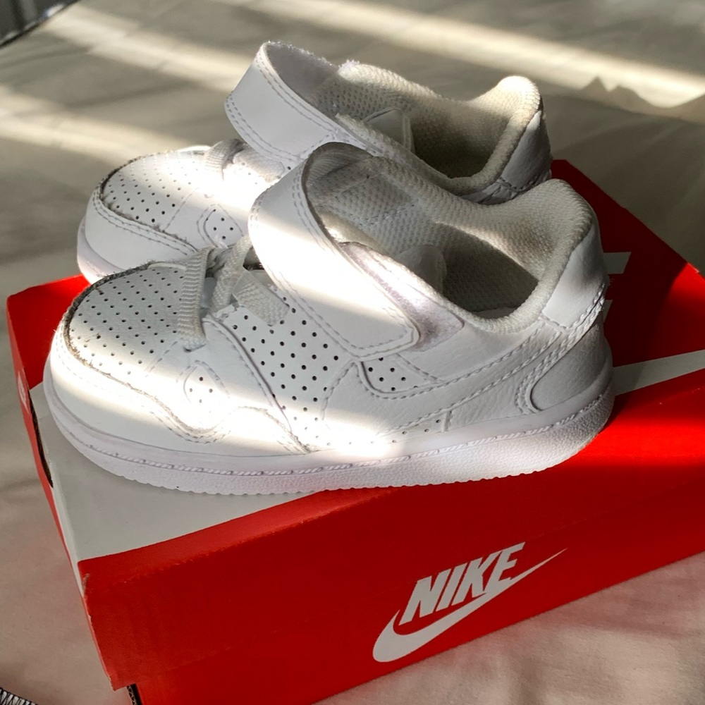 Baby Nike’s 5C